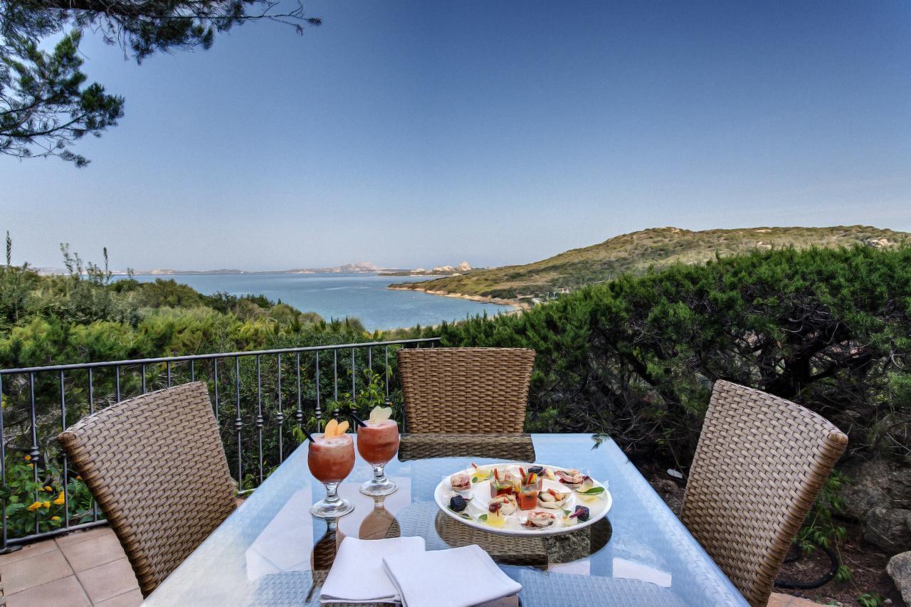 L'Ea Bianca Luxury Resort Baja Sardinia Exterior photo