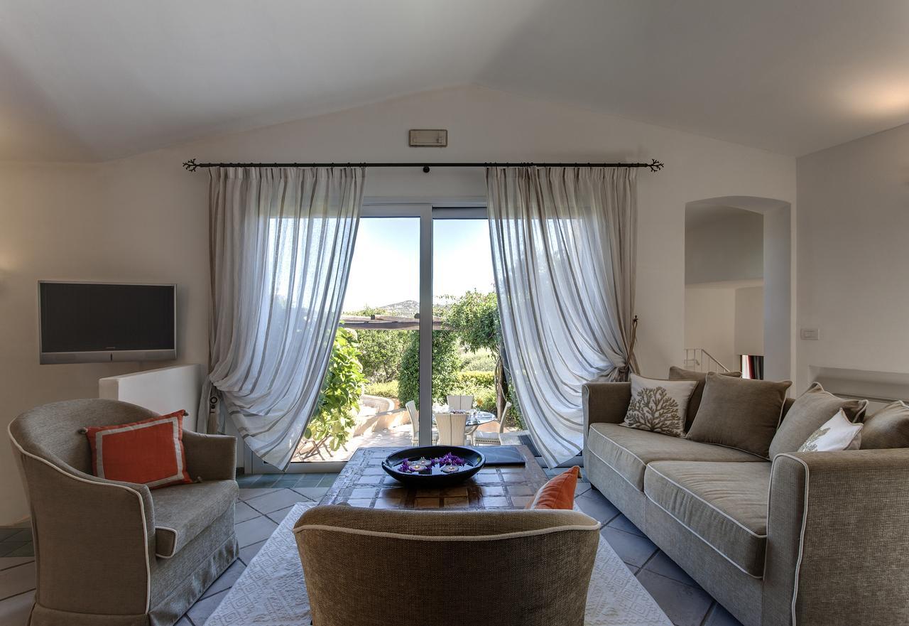 L'Ea Bianca Luxury Resort Baja Sardinia Exterior photo